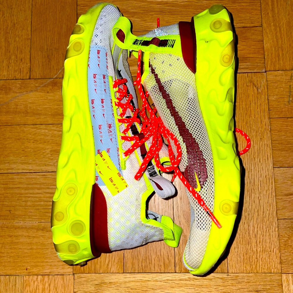 Nike ISPA React Running Shoes Mens 6.5 White Yellow Training Sneakers СТ2692-002